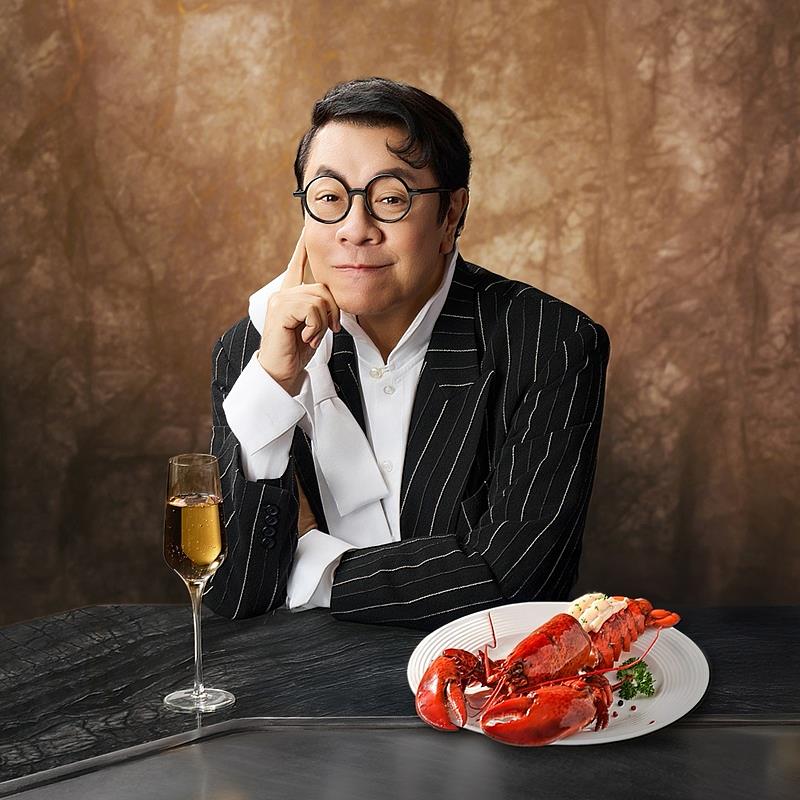 「夏慕尼」今年重磅跨界邀請知名作家蔡康永一同為愛侶獻上浪漫時刻。