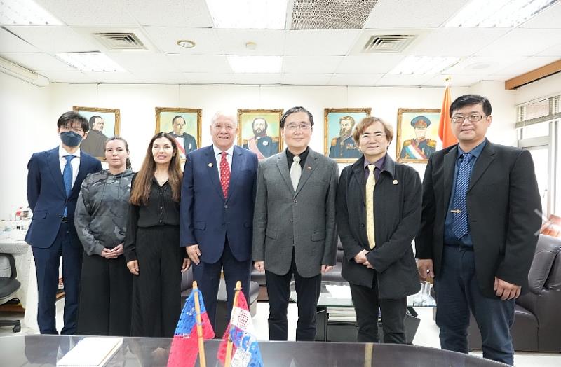 今日交流兩方達成共識，期待培養更多優秀人才，也希望未來有機會師資交流，為教育注入長遠發展動能。