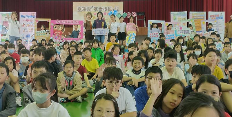 拒絕短影音風險！臺東縣政府推動「思辨、查證、求助」3步驟 引導親師生跨越演算法陷阱