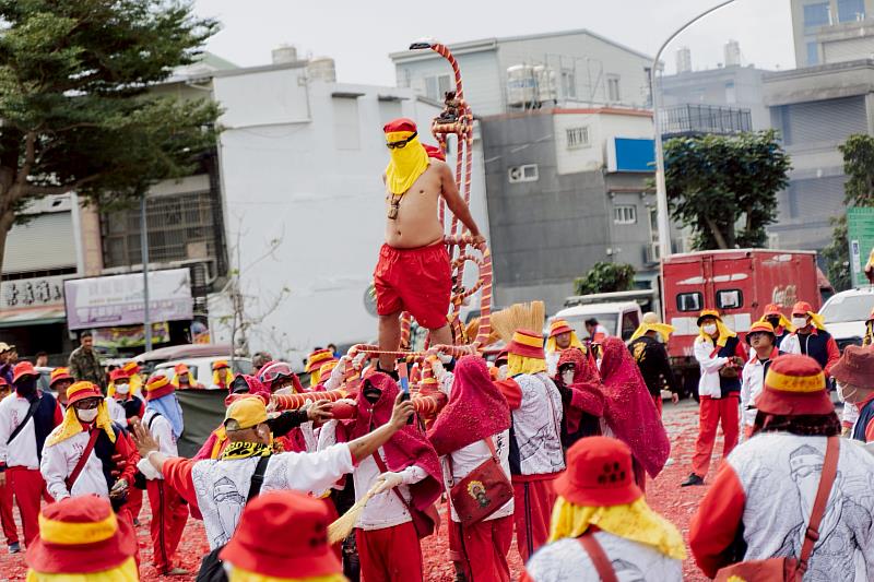 文化能量匯聚 炮炸寒單揭開臺東元宵祈福序幕