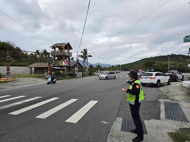 228連假悠遊臺東不卡關！東警布署全方位交管 守護春季旅遊行車順暢