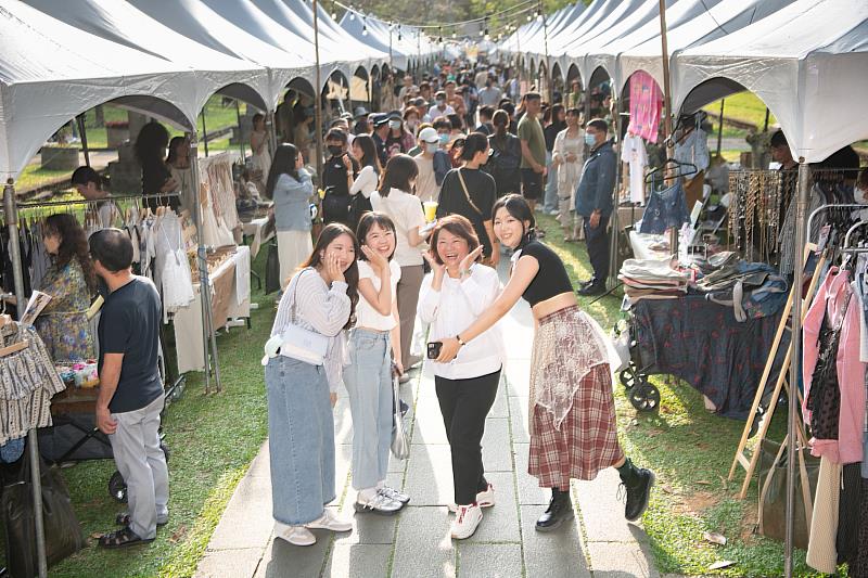 嘉義市以開嘉市集鼓勵青創 帶動人潮