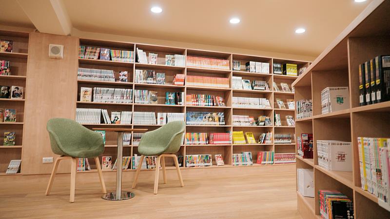 臺東圖書館青少年閱讀區.漫畫區3/5開放