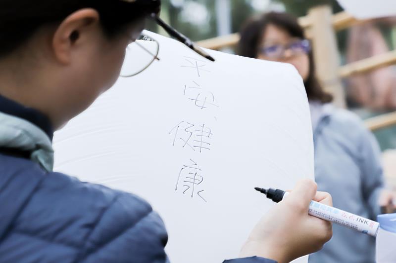 「光之新徑－嘉義夢」×「再。嘉義」燈區正式啟動 點亮2026台灣燈會第一道光