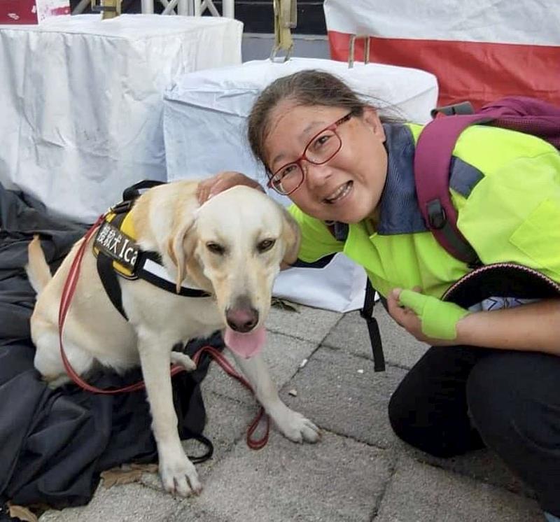 鳳凰志工陳美枝搶救OHCA成功。