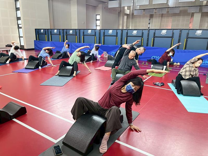 桃園市八德國民運動中心辦理ARC訓練體驗公益講座，兩梯次吸引40位民眾參與，互動熱絡。