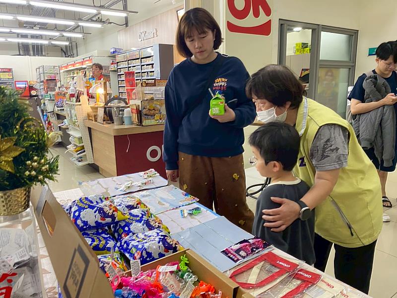 元宵伴笑顏 中壢國民運動中心溫馨慶佳節