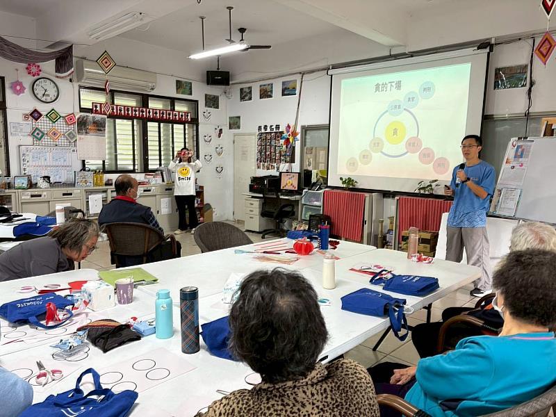 宣導公務員  候選人及民眾貪的結果。