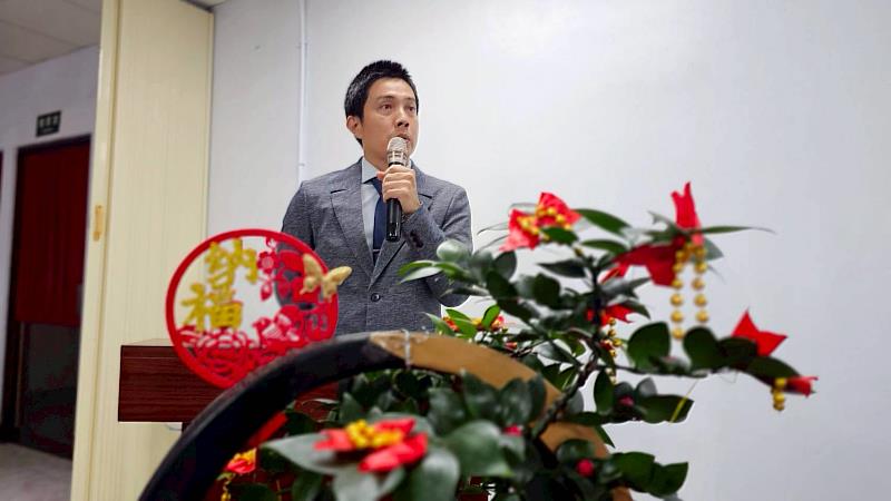 新任關山工作站曾慶賢主任致詞。