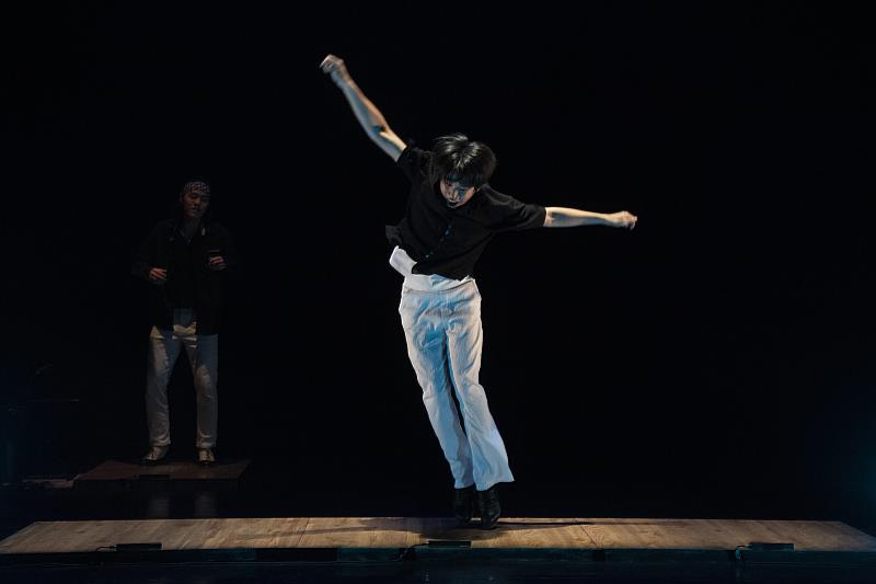 雷克斯踢踏舞團《節奏事件》現正熱銷中。