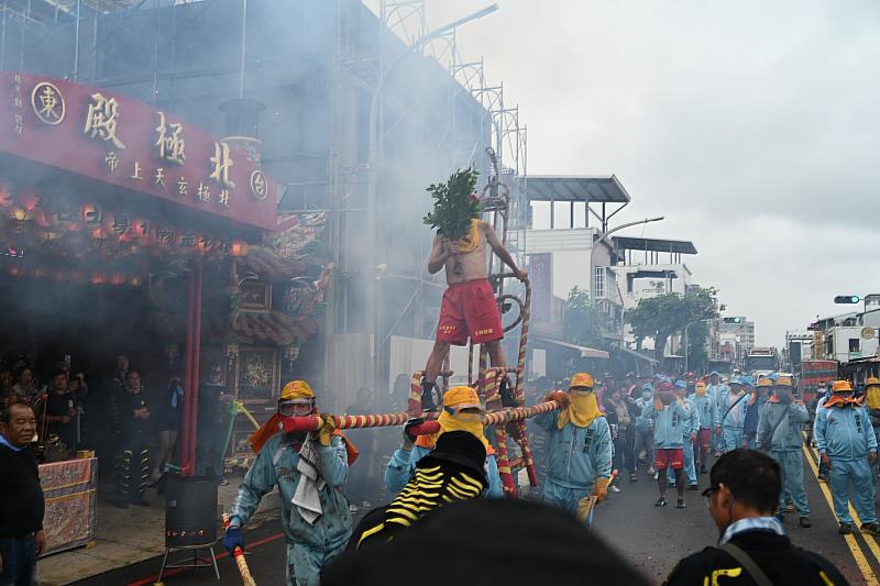 臺東元宵遶境祈福76隊參與今開鑼登場 饒慶鈴期許塑造傳統文化優良形象 歡迎全國鄉親鬥熱鬧拚元宵