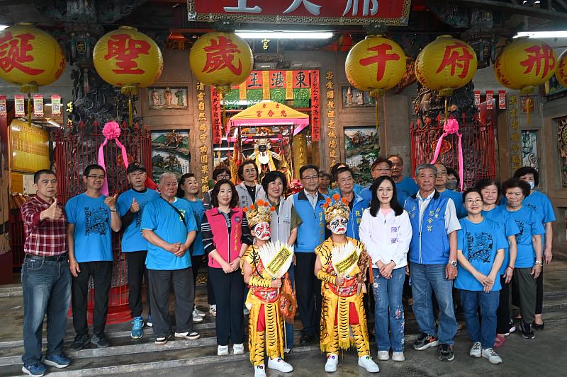 延續逾半世紀 堅持傳統 忠合宮什家將登錄臺東縣無形文化資產 饒慶鈴親自授證