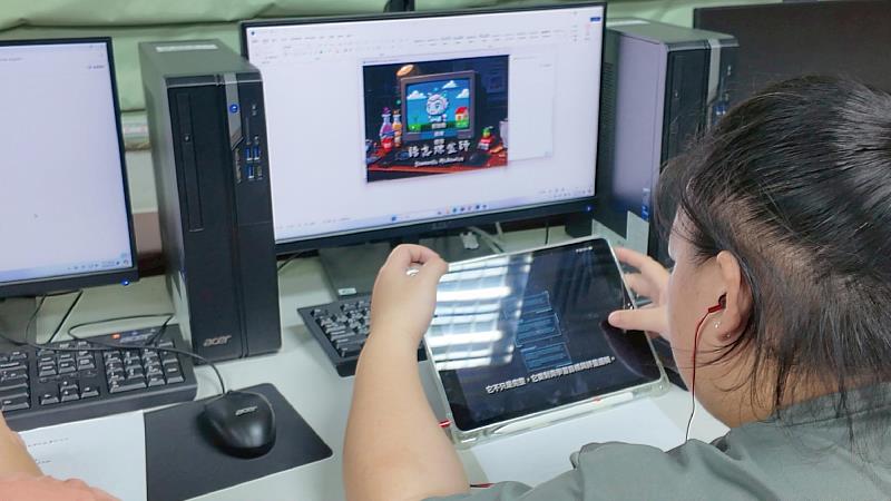 南大師資生化身「語意煉金師」，於RPG闖關任務中精煉提詞，實作RATCCC指令框架，深化生成式AI教學應用能力。