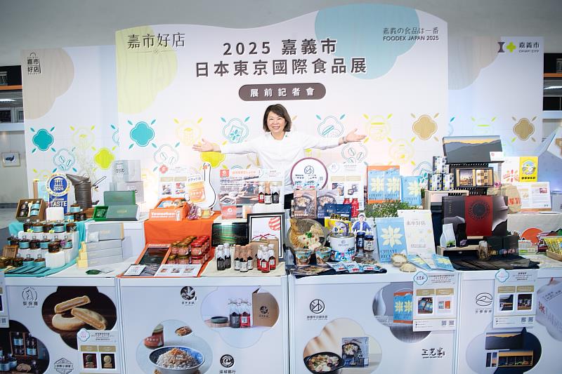 黃敏惠市長帶領業者前往東京食品展。（資料照）