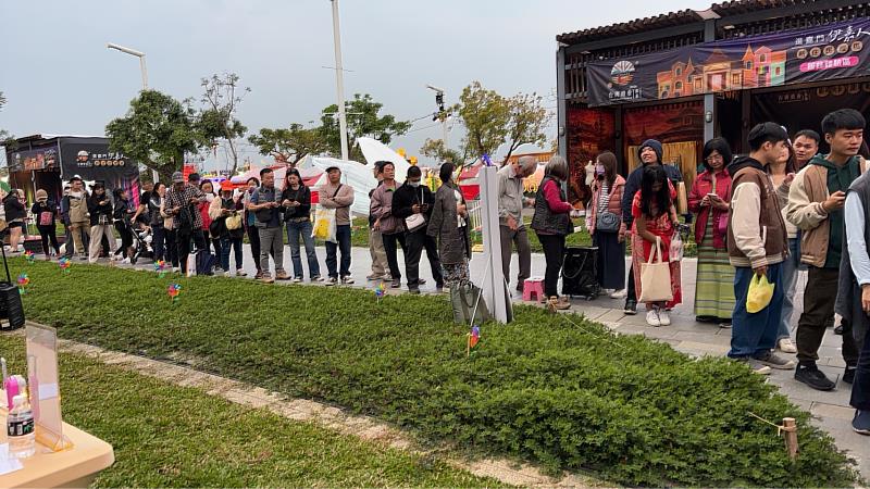 2026台灣燈會行李箱造型提燈限量發放 邀您滿載夢想「回嘉」