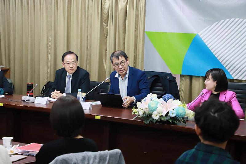 行政院能源及減碳辦公室林子倫副執行長擔任第二場次與談人