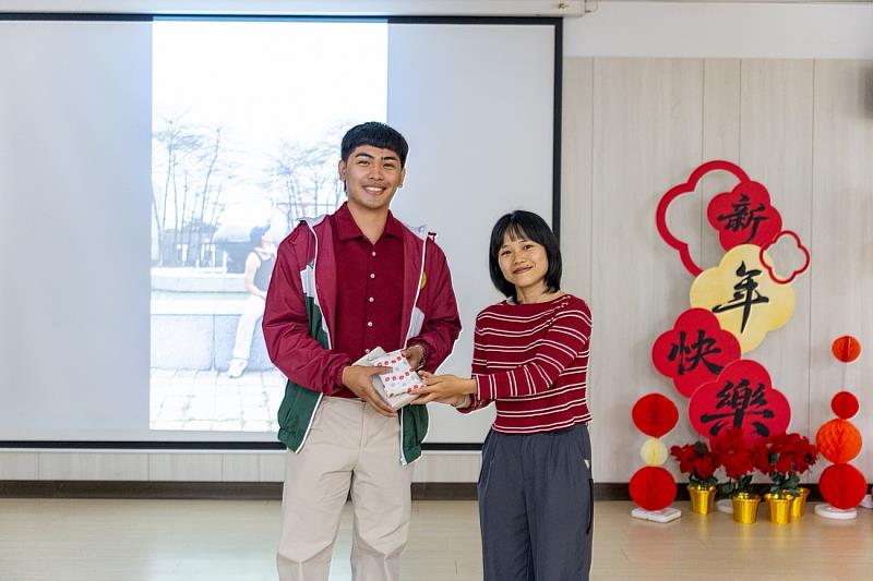 三、活動表揚「短影音比賽」的獲獎學生,鼓勵國際生透過鏡頭記錄在台灣的生活。
