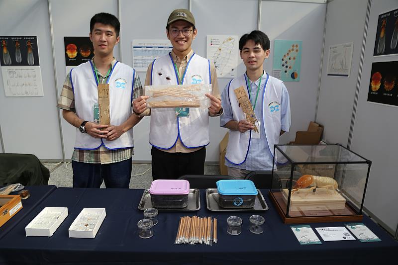 興大團隊現場展示。