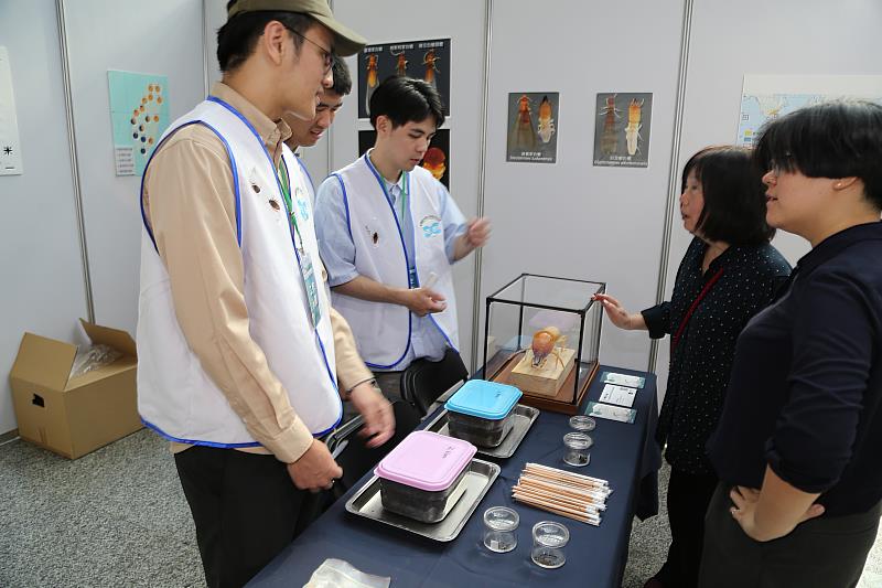 興大團隊現場展示。