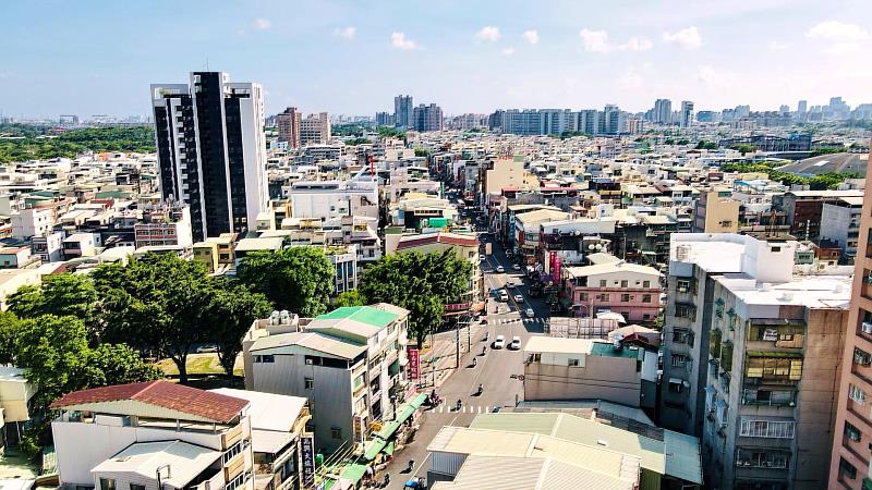 永慶房產集團統計七都近一年中古屋交易量減幅最少的行政區，前3名行政區由高雄和台南包辦。（房市示意圖）