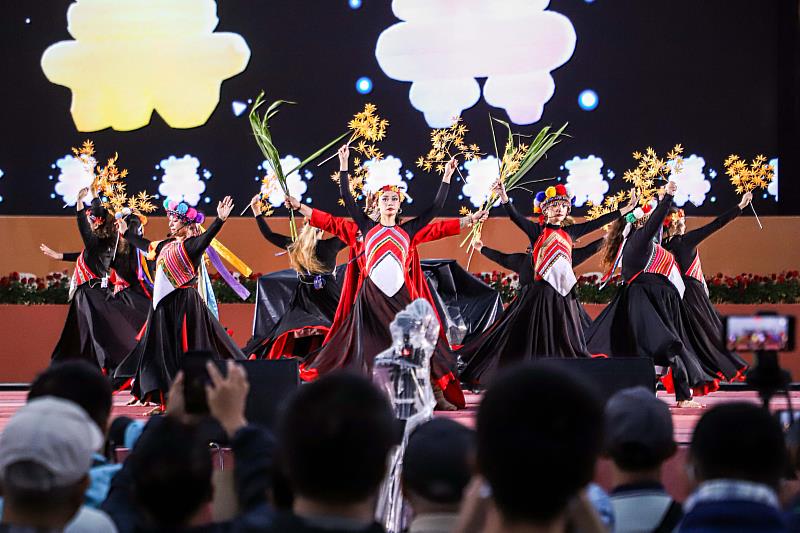 台灣燈會嘉義登場 中南部遊客高鐵一日賞燈成新選擇