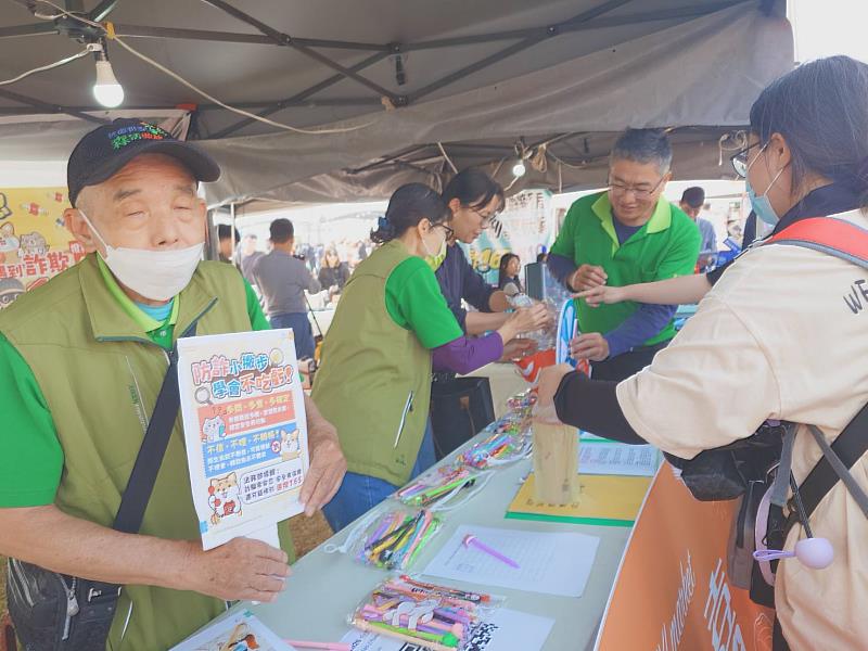 廉政宣導結合燈會盛事 提升民眾防詐、反賄選意識