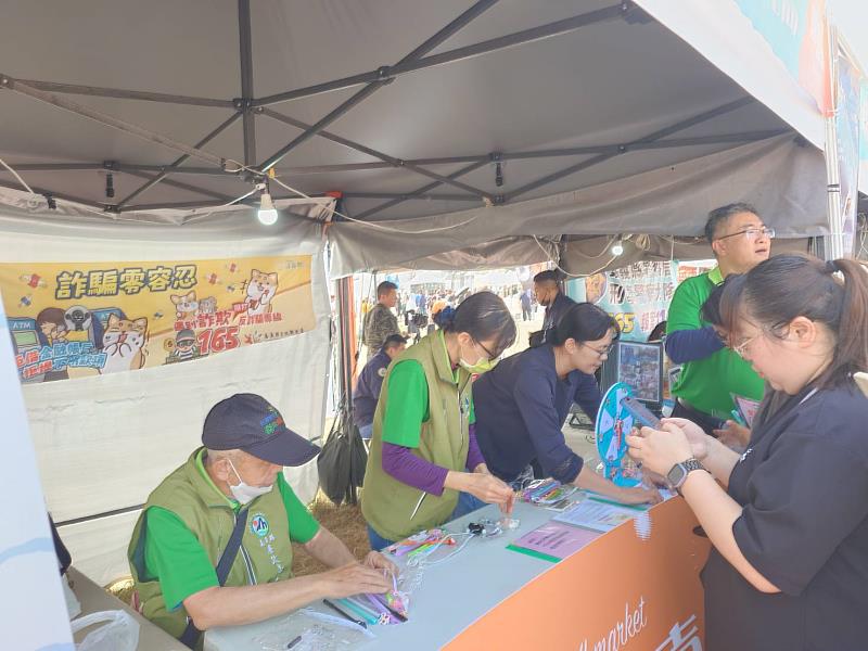 廉政宣導結合燈會盛事 提升民眾防詐、反賄選意識