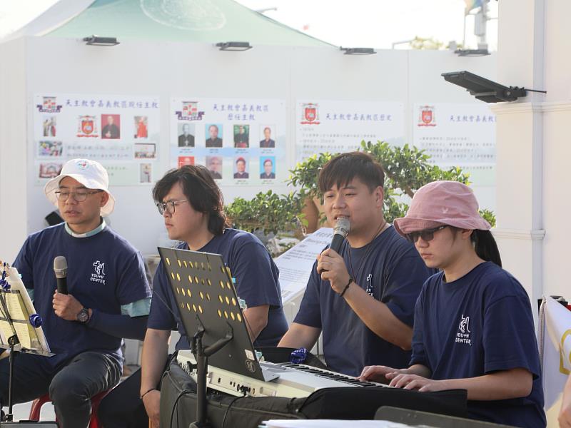 天主教會於台灣燈會舉行音樂祈禱 翁章梁縣長親臨同樂