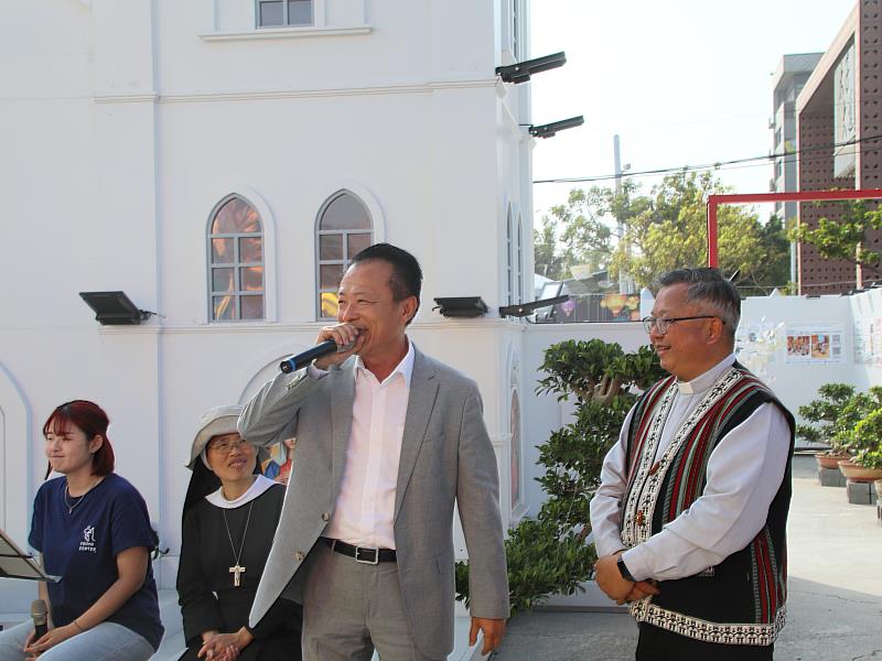 天主教會於台灣燈會舉行音樂祈禱 翁章梁縣長親臨同樂