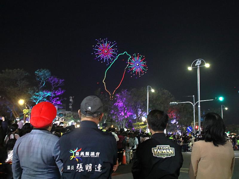 台灣燈會展期最高潮，「TEAM TAIWAN 大遊行」點亮嘉義-2
