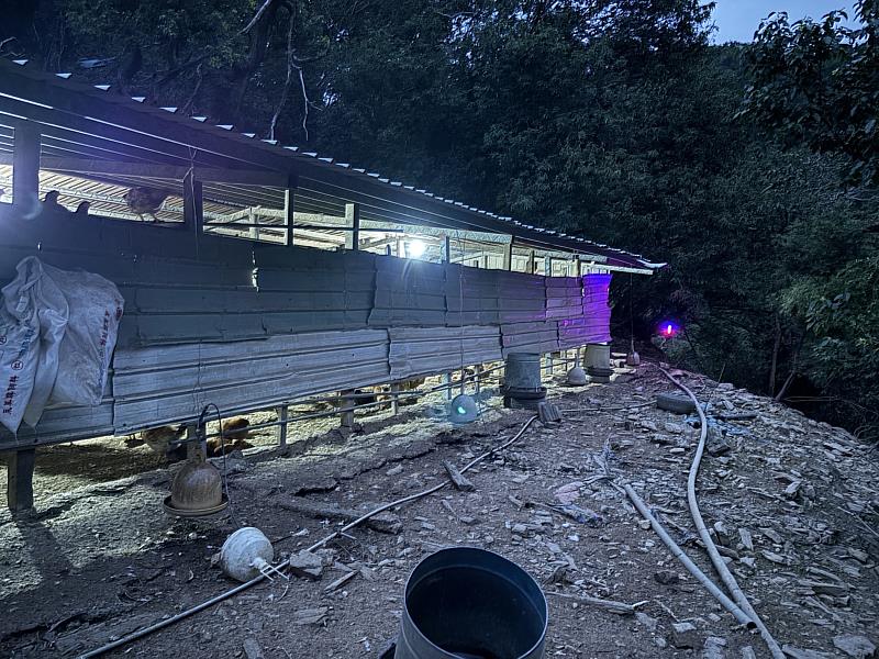 現場架設驅離感應（燈、聲音）裝備