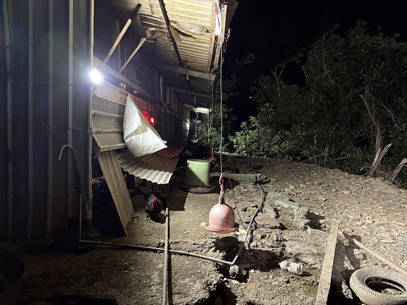 現場架設驅離感應（燈、聲音）裝備