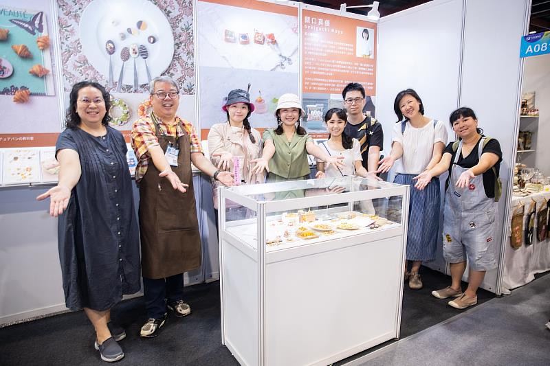 國際知名黏土藝術家關口真優參與2025「FUN!嗜100」，展示大師級黏土創作。（貿協提供）