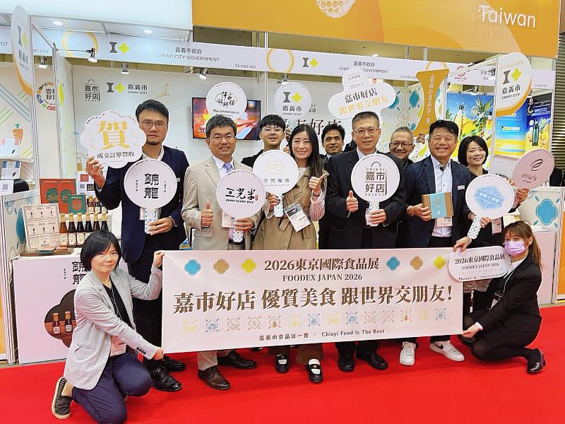 羅資政處長至嘉義市館開幕。