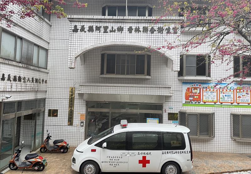 燈會接力櫻花季 醫療守護安心遊嘉