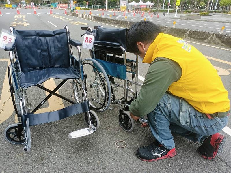 嘉義縣社會局強化無障礙服務 2026台灣燈會提供100部輪椅便利賞燈
