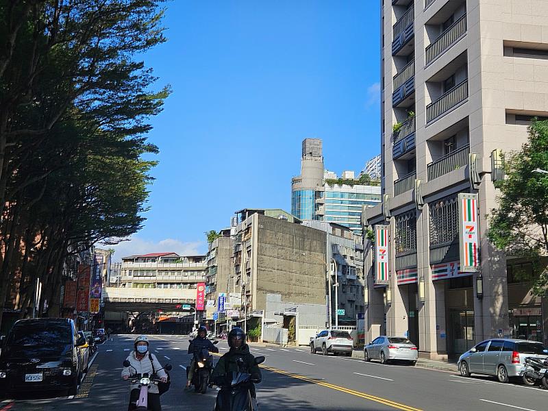 台北市「西區門戶計畫」持續推進，與北市通勤動線緊密的新北市三重區，近期則浮現買盤與租賃需求升溫的現象。