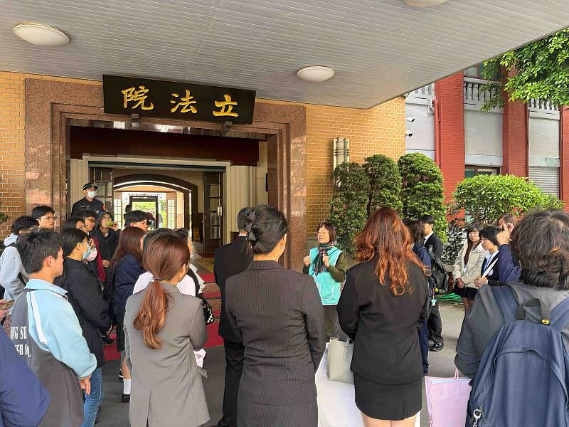 慶祝115年青年節「夢想成形・青春前行」系列活動 新北市優秀青年參訪立法院 深化民主素養