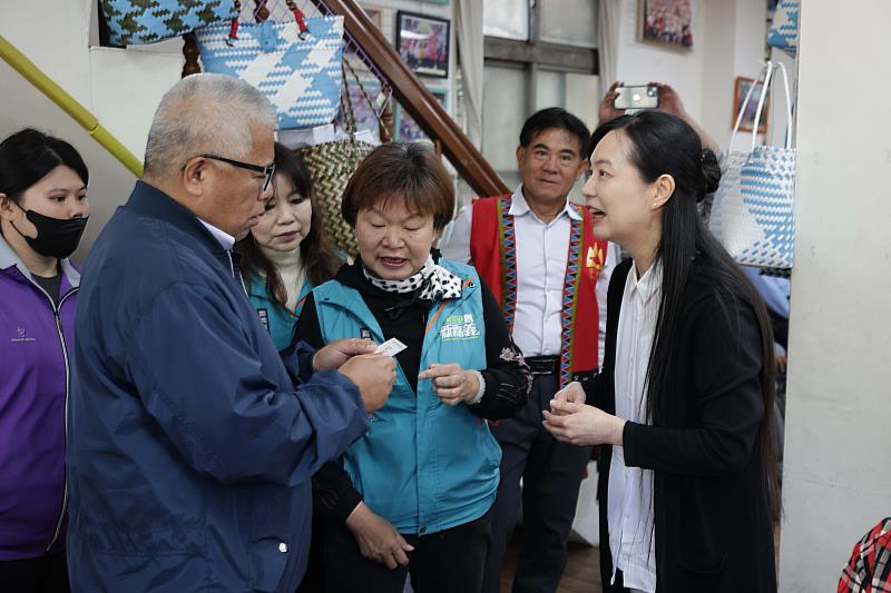 專業足部照護前進阿里山山美部落 守護長者雙腳健康-2