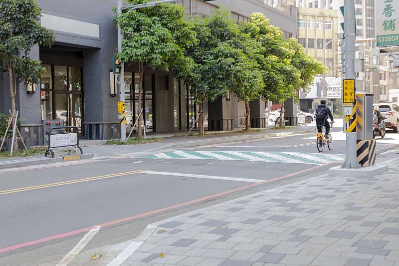 完工後的校舍環境兼具美觀及安全性。