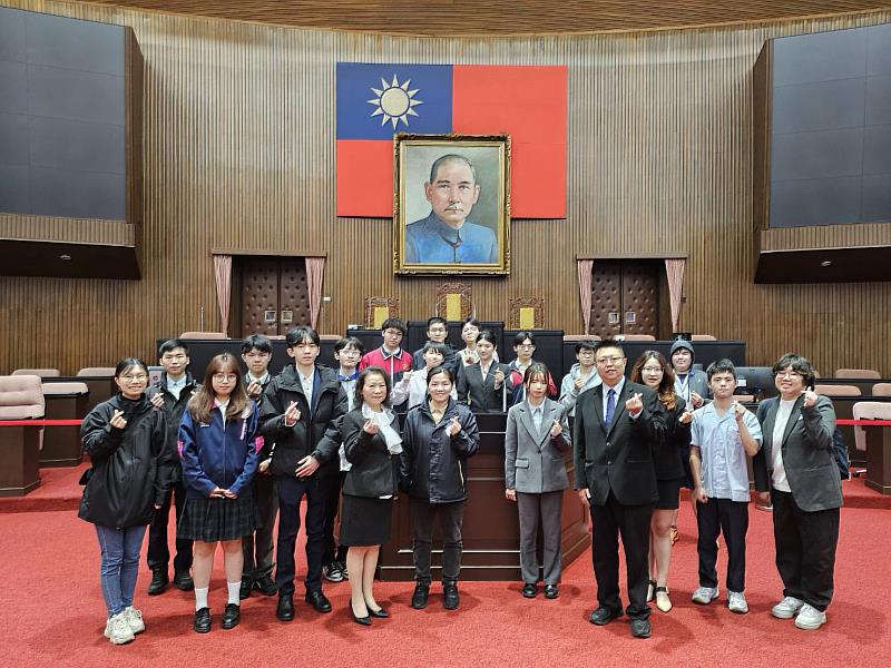 青年節倡議行動 基隆青年代表參訪立法院與基隆看守所了解公共與矯正事務