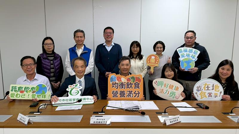 專家委員與市府相關局處共同推動食品安全衛生全方位守護市民健康。
