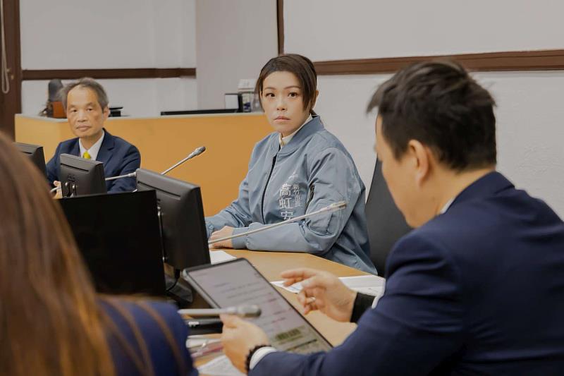 高虹安市長召開抗旱應變會議，啟動節水與備援措施。