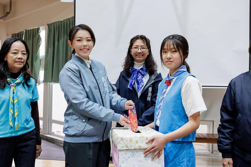 市長高虹安捐贈。