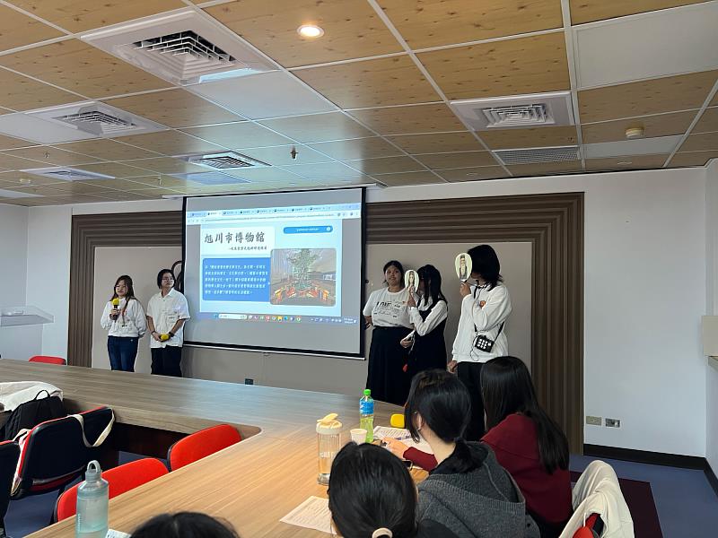 臺中大里高中團隊「雪見旭川」行程設計,勇奪世新大學第3屆全國高中職日本觀光簡報賽第1名。(世新大學提供)