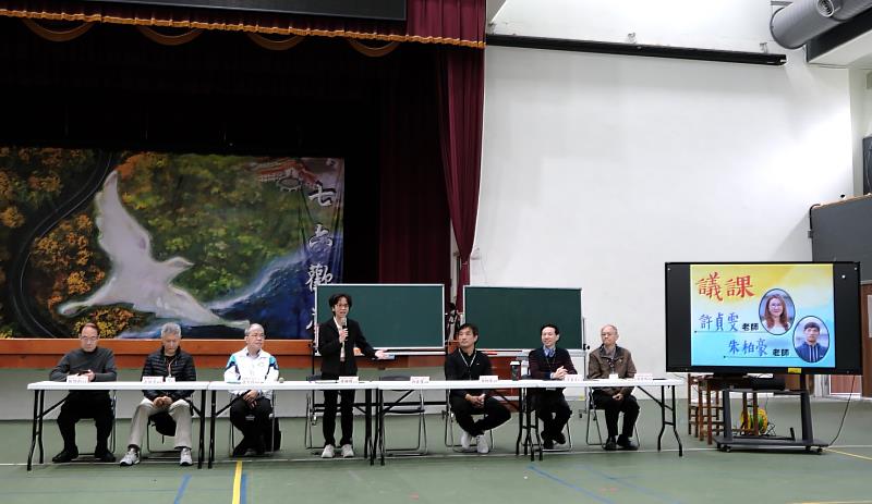 師長們給予教學回饋。