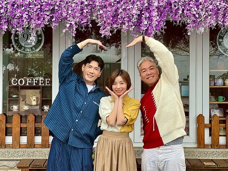 瑞里紫藤花浪漫綻放 嘉義山城化身紫色花廊邀旅人春遊賞花