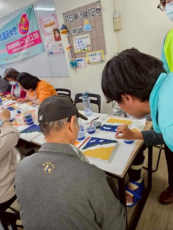 用心關懷樂無比 嘉縣衛生局年度心理健康系列課程開跑