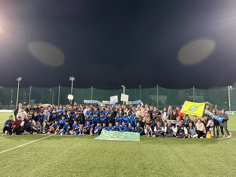 建功高中國中部闖進HFL全國冠軍賽，副市長林琨瀚代表市長高虹安特別到場為選手加油打氣。