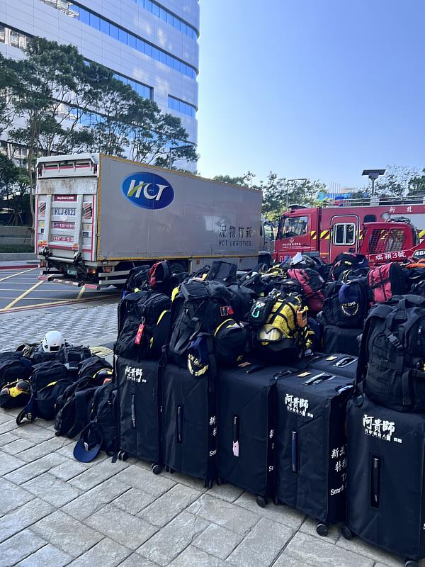 新竹物流協助做後勤運輸。